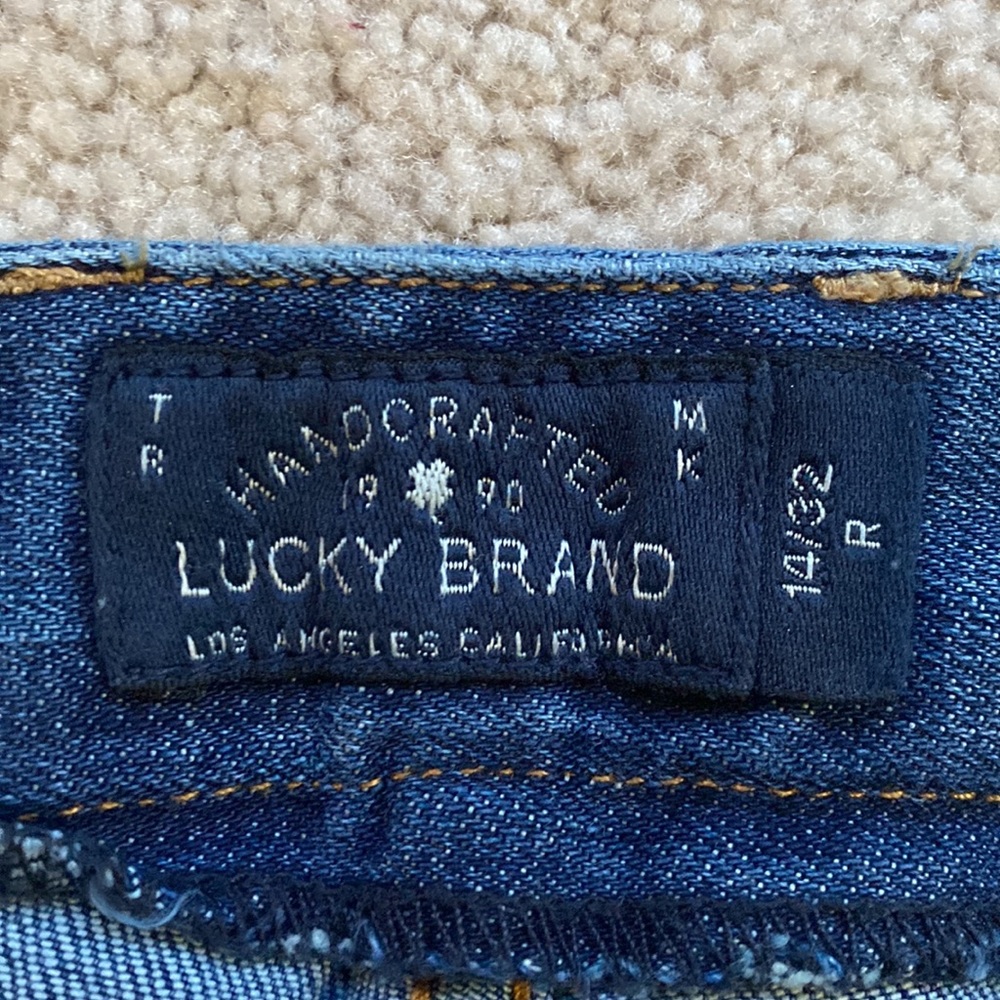 Jeans - Picture 2 of 3